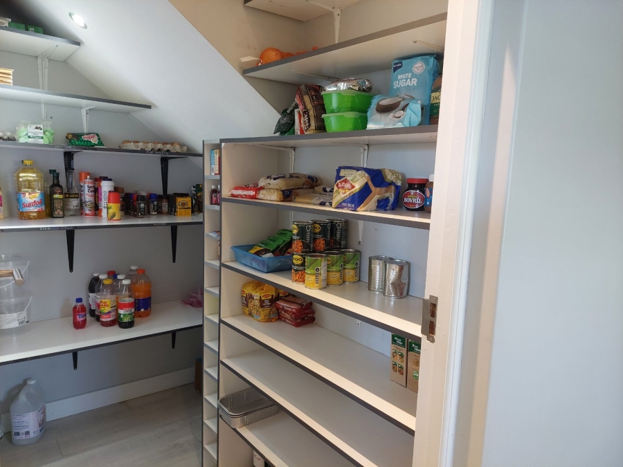 4 Bedroom Property for Sale in Hartenbos Landgoed Western Cape